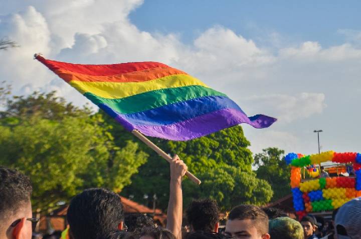 LGB sem T: a nova face da transfobia em movimento