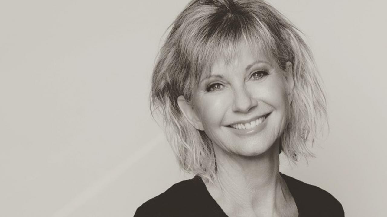 Olivia Newton-John, atriz e cantora, morre aos 73 anos