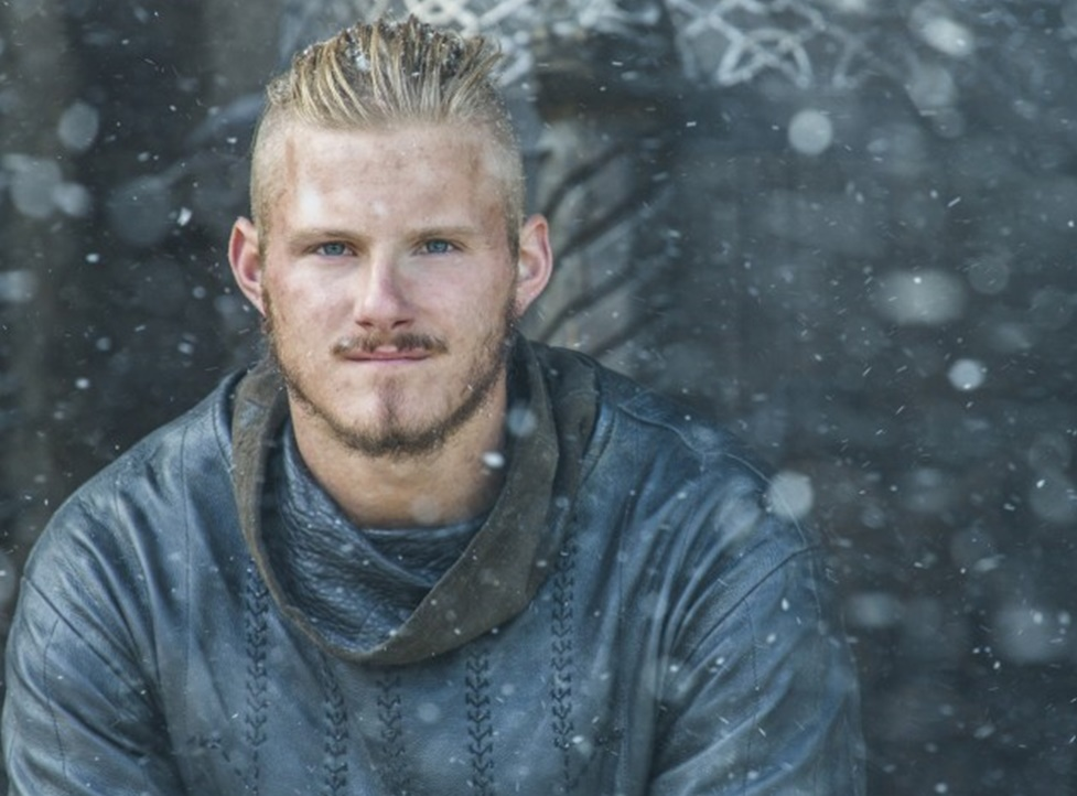 CCXP anuncia Alexander Ludwig, astro canadense de Vikings e Jogos Vorazes