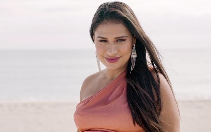 Simone se reúne com equipe para definição de sua nova logomarca