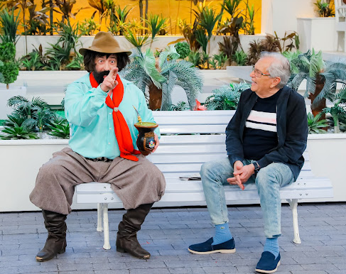 Personagem 'Gaudêncio' estreia em 'A Praça é Nossa' nesta quinta