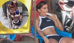 Anitta grava clipe com simulação de cenas de sexo em beco de comunidade do Rio