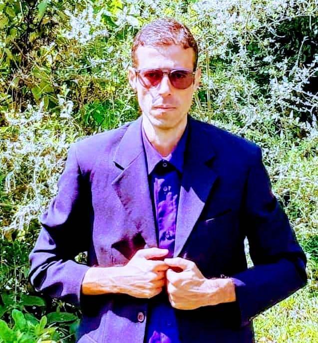 Conheça Raphael Bruno o artista versátil