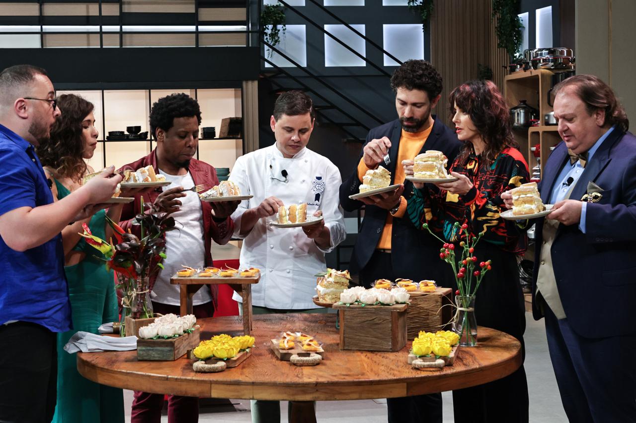 Cozinheiros amadores encaram prova de confeitaria em grupo no próximo episódio do 