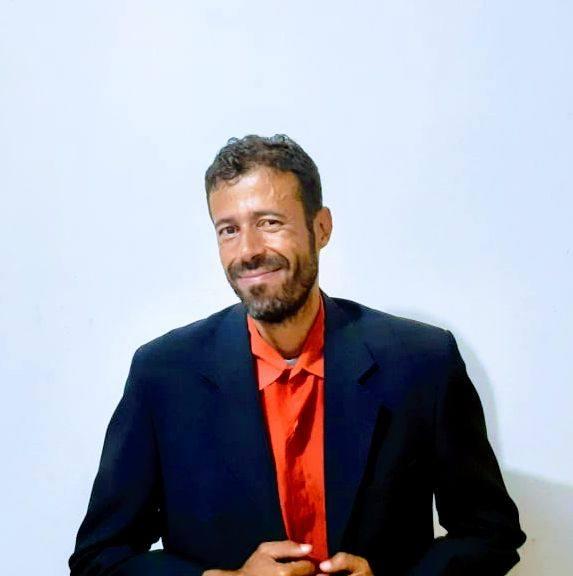 Escritor Raphael Bruno já  escreveu três livros em 2024