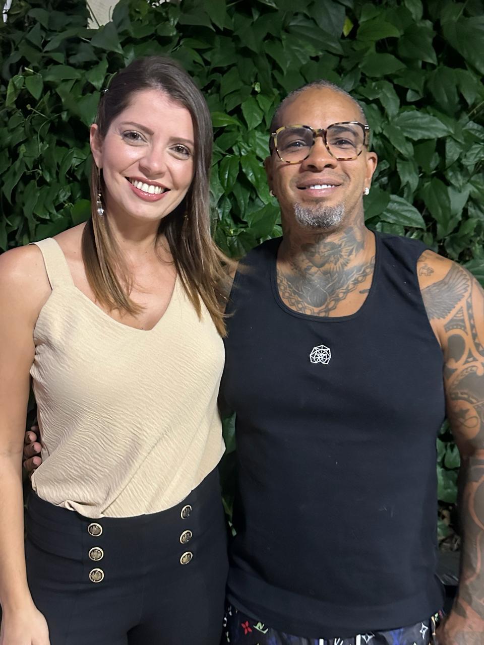 Vem livro novo por aí? Após sair do BBB, Rodriguinho assina novo contrato com a Publisher dos Famosos Carol Diaz