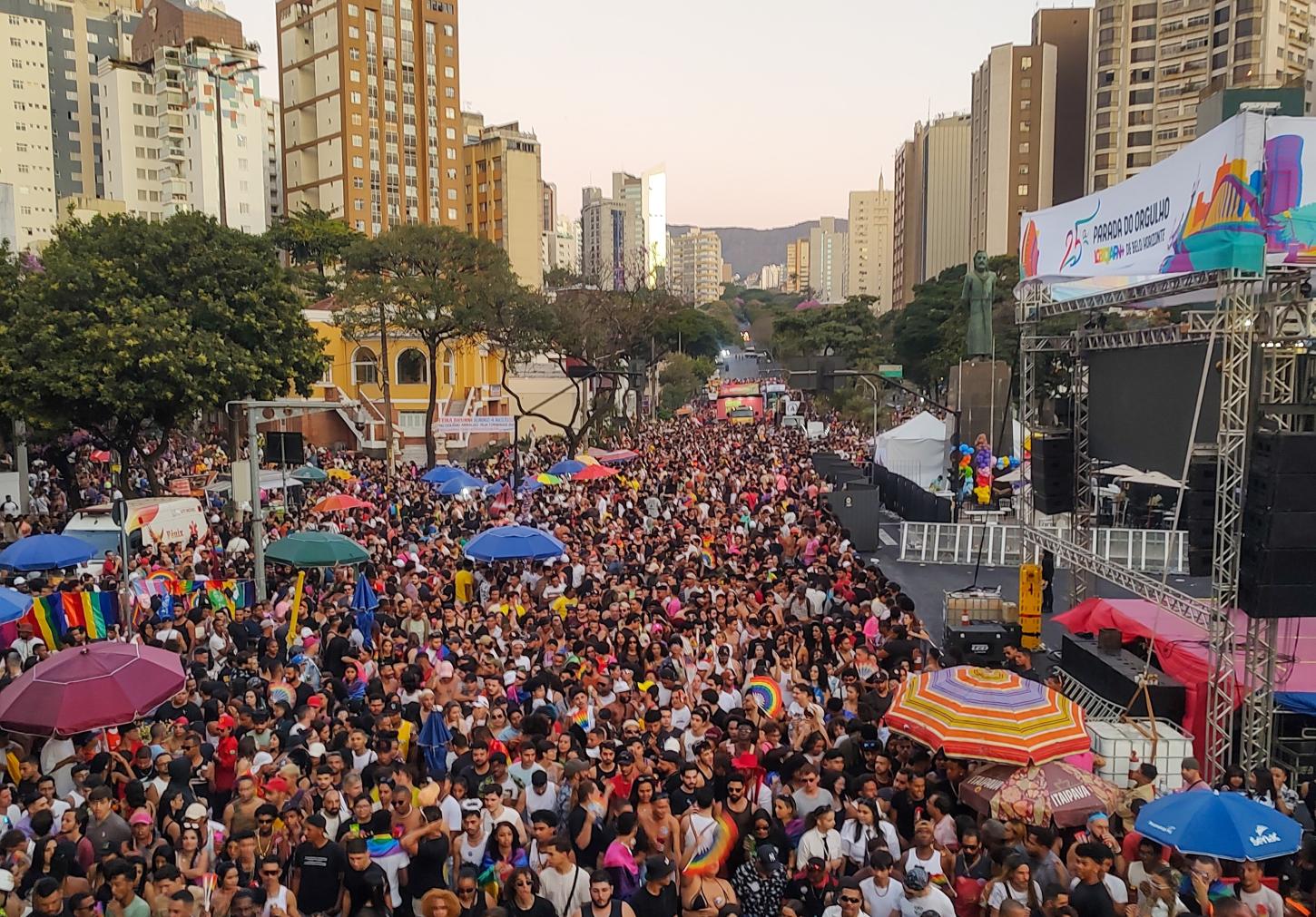  CELEBRAR AS CONQUISTAS E REAFIRMAR A LUTA EM TEMPOS MODERNOS!