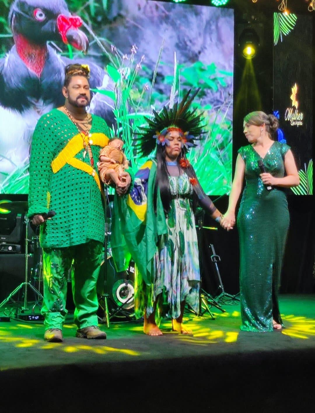Valdsom Braga brilha em noite especial com temática amazônica