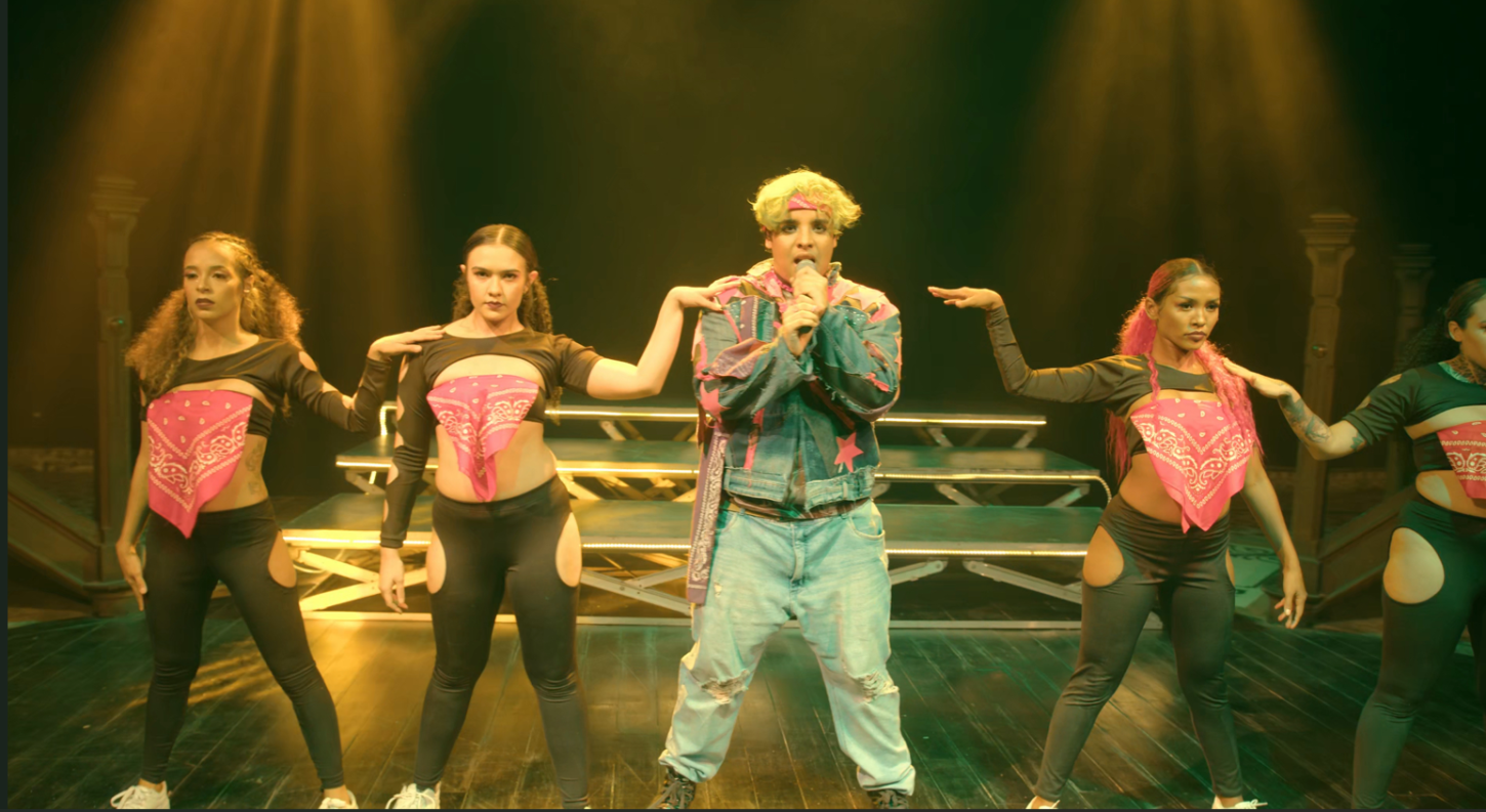 Yuri Wariss no Teatro Waldemar Henrique