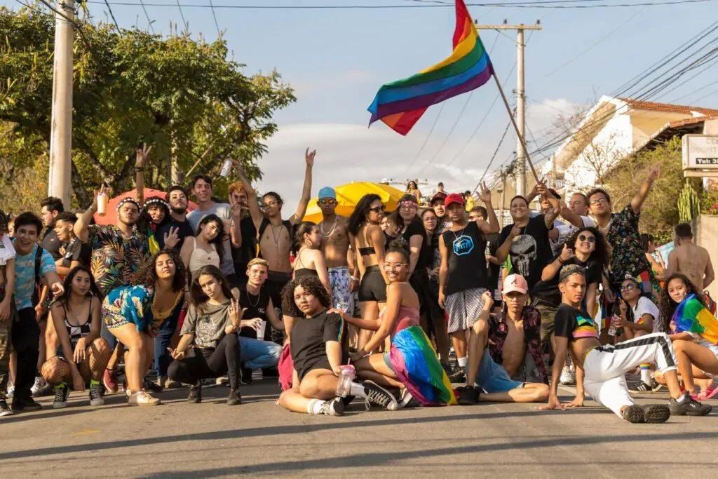 Aberto edital para seleção do elenco artístico da 8ª Parada do Orgulho LGBT+ de Vinhedo