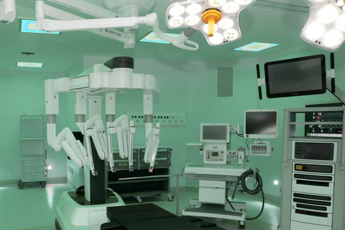 Perguntas frequentes sobre cirurgia robótica urológica: respostas de especialista