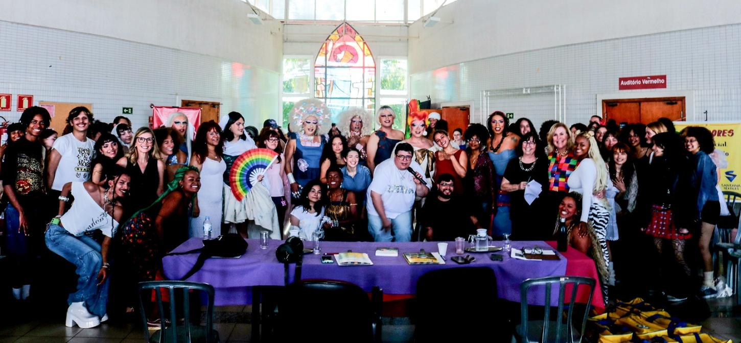 EACH Runway 2026: desfile da USP transforma pesquisa acadêmica em espetáculo de moda e celebra a arte drag em São Paulo