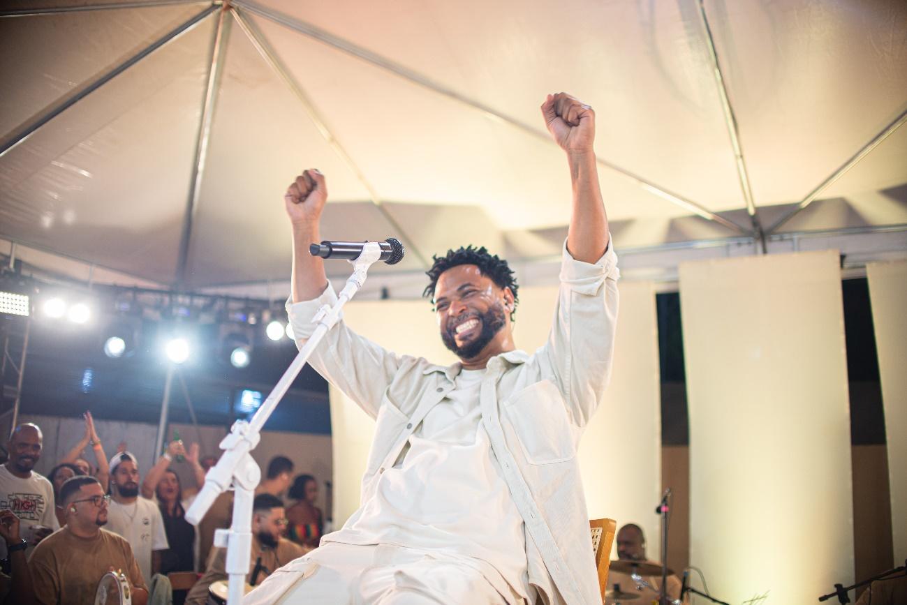 Julio Sereno lança segundo EP do audiovisual “Pagode do Julio Sereno” com novas releituras do pagode