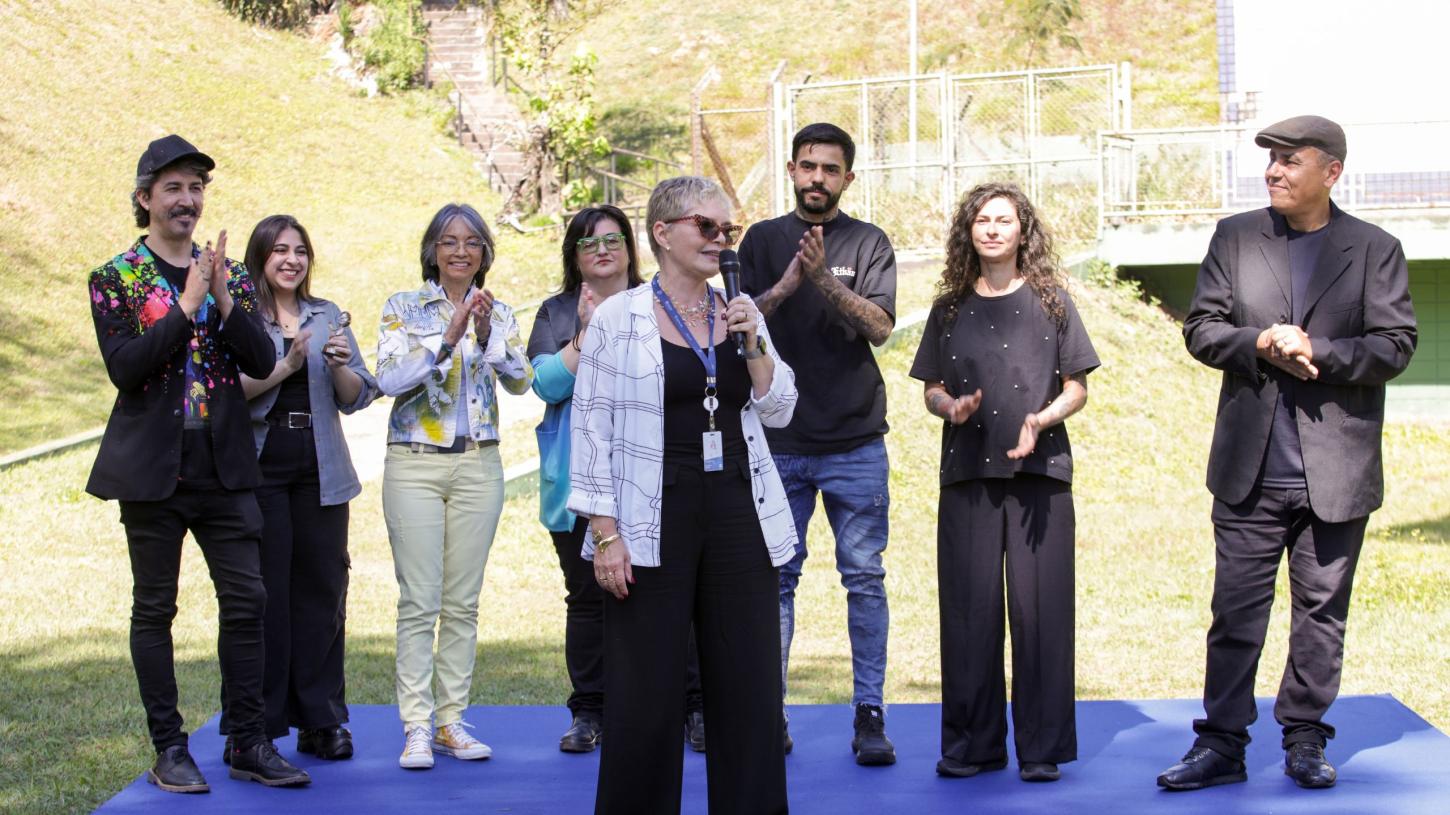 Caravana do Silvinho é inaugurada no SBT em cerimônia que celebra os 45 anos da emissora