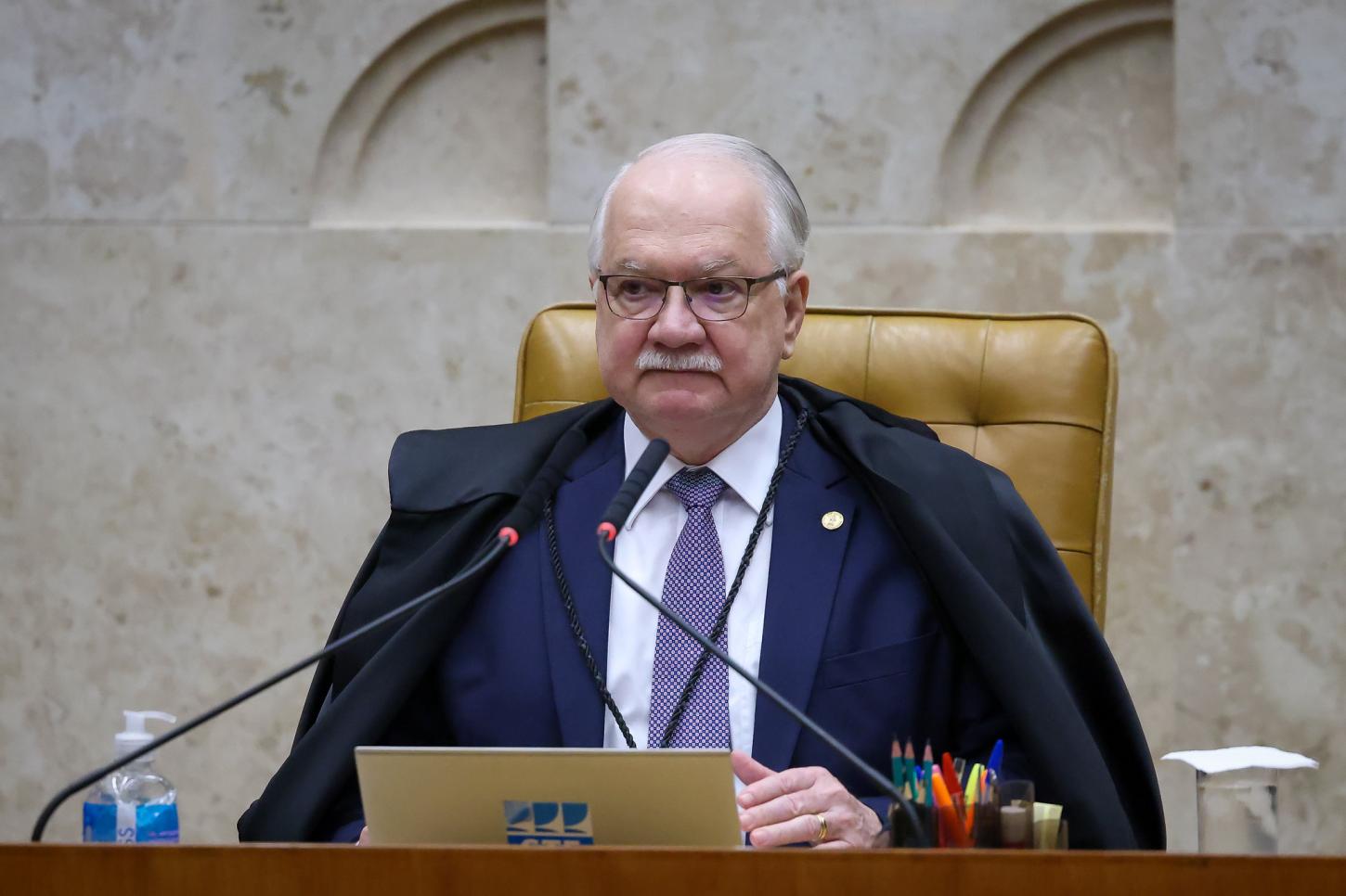 Edson Fachin demorou a agir e Crise do Master no STF aprofundou disputa de forças