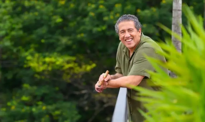  Altemar Dutra Jr. se renova nos palcos para comemorar 30 anos de carreira