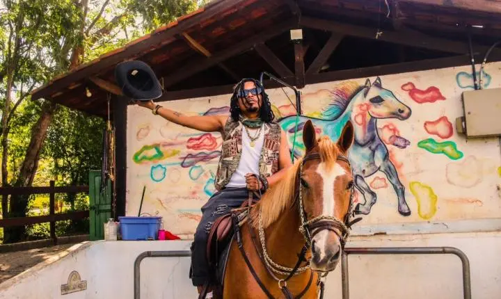 Rodrigo Short: A Caneta Afiada do Rap que Redefine a Identidade na Periferia