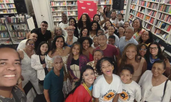 Sarau Barril Dobrado faz história e transforma livraria em epicentro de efervescência cultural em Salvador